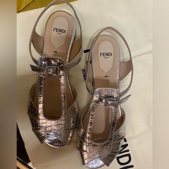 Fendi Argento - Picture 2 of 6